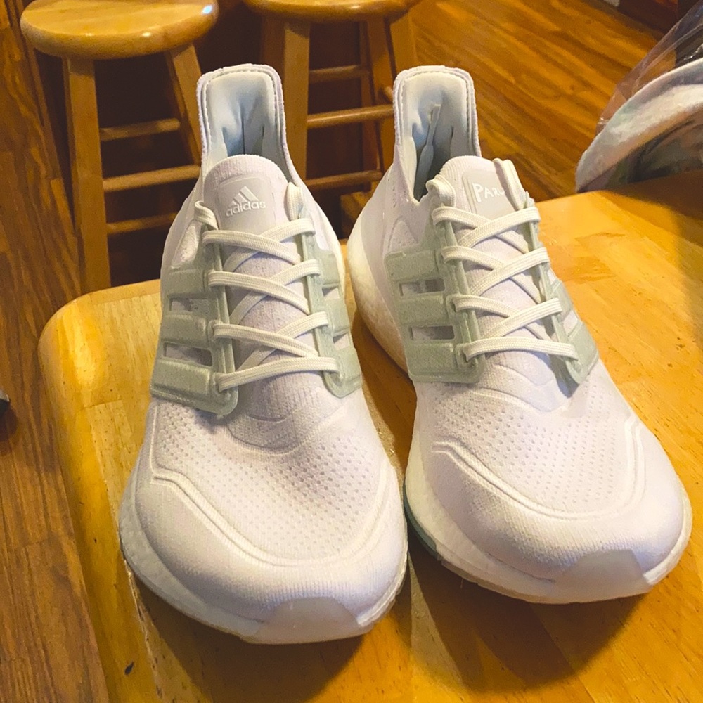 Adidas ultraboost 11.5
